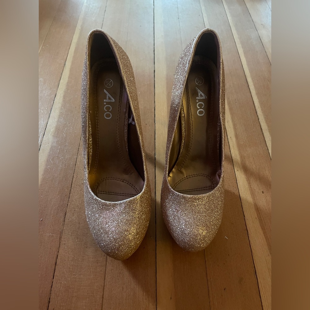 Glittering Gold Women's Shoes